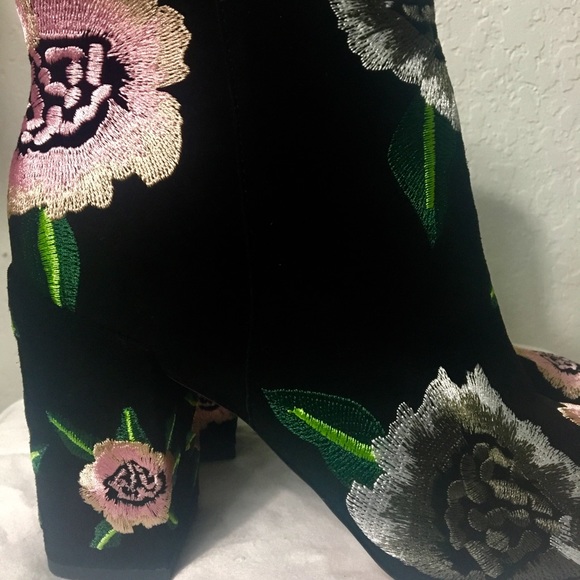 NWT-Rebecca Minkoff/Bryce Embroidery Bootie-Suede - Picture 3 of 8